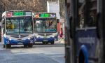 La Municipalidad ordenó retirar la publicidad de apuestas en colectivos de SAETA