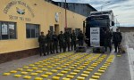 Jujuy: Gendarmes detectan 136 kilos de cocaína dentro de dos tanques de aire de un camión