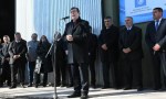 Zamora inauguró en Weisburd una planta potabilizadora, 2200 metros de pavimento y entregó viviendas.