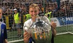 Era futbolista, jugó en Italia pero se retiró y se convirtió en monje budista.