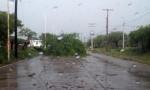 Un tornado causó numerosos destrozos en el interior provincial.