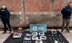 Operativo antidrogas en Santiago del Estero: la Federal detuvo a un hombre e incautó cocaína, marihuana, armas y dinero.