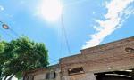Tragedia: murió un operario tras caer desde una antena en desmonte.