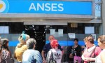Calendario de pagos de ANSES: fechas, montos actualizados y grupos alcanzados.