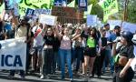 Multitudinaria marcha en Santiago del Estero en defensa de la universidad pública