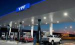 YPF aplica descuentos del 3% a cargas entre la 0 y 6 hs en pagos con su app.