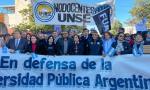 Con una multitudinaria convocatoria se realizó la 4º Marcha Federal Universitaria en defensa de la educación pública.