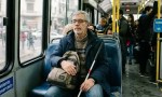 Las personas con discapacidad podrán viajar en trenes y colectivos sin certificado.