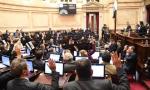 El Senado aprobó un aumento para las jubilaciones en general y un bono para la mínima.