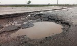 En la ruta 16 los baches gozan de buena salud.