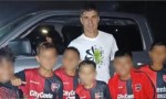 Newell’s sancionó a sus juveniles por sacarse una foto con una figura de Rosario Central.