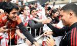 Locura por River en Santiago: el Millonario llegó para enfrentar a San Martín de Tucumán.
