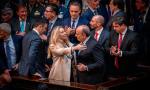 El Gobierno definió dos discursos según el resultado de las elecciones legislativas en Buenos Aires.