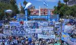 La CGT marcha contra el Gobierno nacional y reclama un “cambio de rumbo con soberanía política y justicia social”.