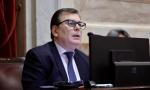 Zamora presentó una cuestión de privilegio contra "Toto" Caputo por las tarifas eléctricas.