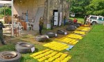 Descubren 425 kilos de cocaína en cubiertas de camión en una gomería abandonada.