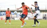 Sarmiento se quedó con el duelo ante San Martín de Formosa y da pelea en el Federal A.