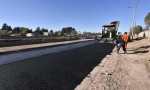 Comenzó el asfaltado de la calle Neuquén
