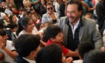 Sáenz puso en marcha la entrega de manuales y útiles para estudiantes salteños