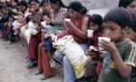 En abril, una familia necesitó $828.158 para no ser pobre y $373.044 para no caer en la indigencia