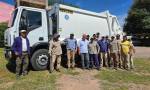 El nuevo camión compactador comienza a operar en Las Lajitas