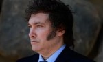Javier Milei confirmó la baja de 70 mil contratos de empelados públicos