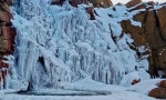 Las maravillosas cascadas congeladas de Neuquén: esculturas naturales de la ola polar