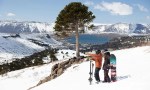 La nieve sorprendió y el Cerro Bayo abrió antes de tiempo: los precios de los pases