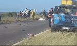 Cinco muertos en un choque entre un automóvil y un camión en Ruta 14