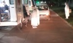 Largas filas de ambulancias en el hospital de campaña de Corrientes
