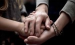Aún sin familia: tres hermanos esperan juntos un hogar definitivo