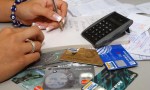 Uno de cada tres salteños está "fuertemente" endeudado y debe casi tres sueldos