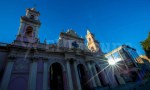 El Tribuno hizo sonar la histórica sirena de la Plaza 9 de Julio para anunciar al nuevo papa León XIV