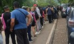 Hasta 50 colectivos diarios a Bolivia golpean a comercios de Orán