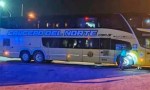 SECUESTRAN COLECTIVO DE LARGA DISTANCIA Y DEJAN A LOS PASAJEROS DE A PIE