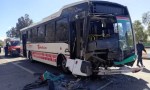 ​Un colectivo de la línea 341 chocó con un camión en Ruta 20, cerca de Calle Solís