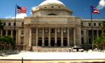 Puerto Rico prohíbe por ley las intervenciones médicas para la transición de género en menores