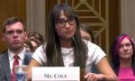 Senado de Estados Unidos debate una prohibición nacional de tratamientos de transición de género en menores