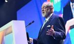 Mike Huckabee insta a Trump a escuchar la voz de Dios en plena escalada Irán-Israel