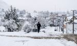 Bariloche amaneció bajo nieve: alerta naranja, cortes de luz y suspensión de clases