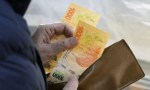 Los salarios crecieron menos que la inflación en marzo por primera vez en un año