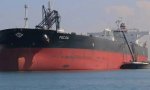 Histórico arribo en Puerto Rosales: un buque Suezmax cargó crudo de Vaca Muerta por primera vez en Argentina